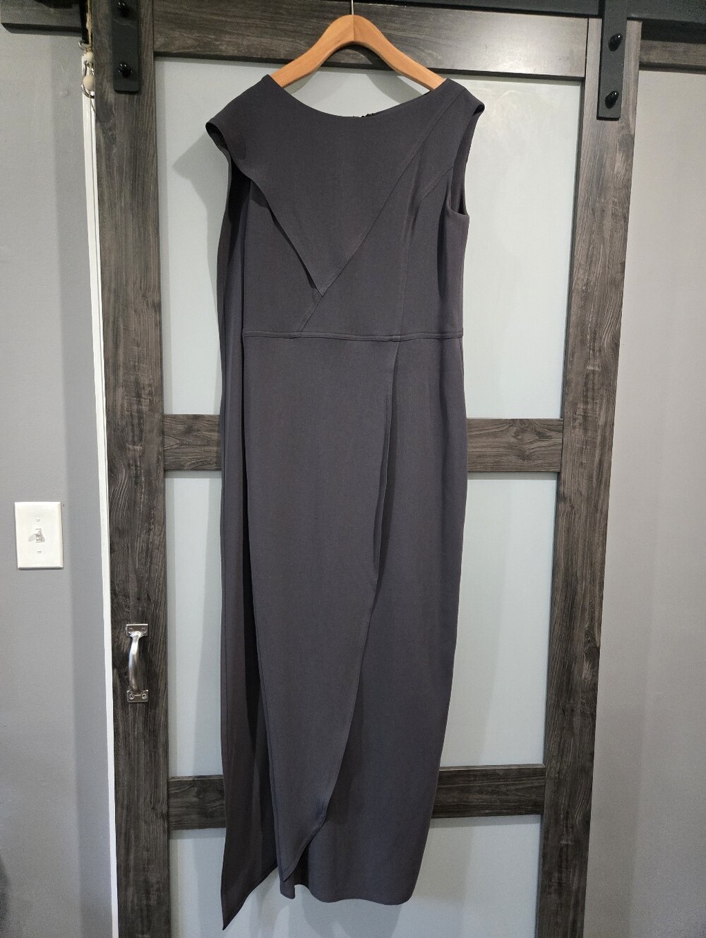 Tom & Linda Platt Drape Tulip Sleeveless Long Dress Size 8